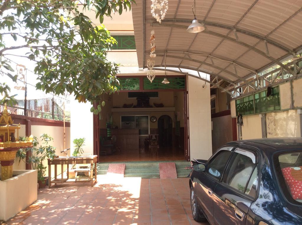 139 Guest House Phnom Penh Esterno foto