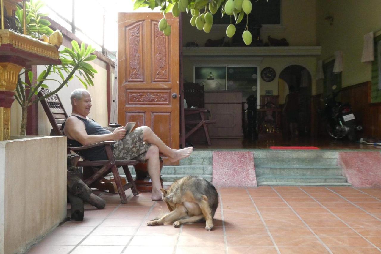 139 Guest House Phnom Penh Esterno foto